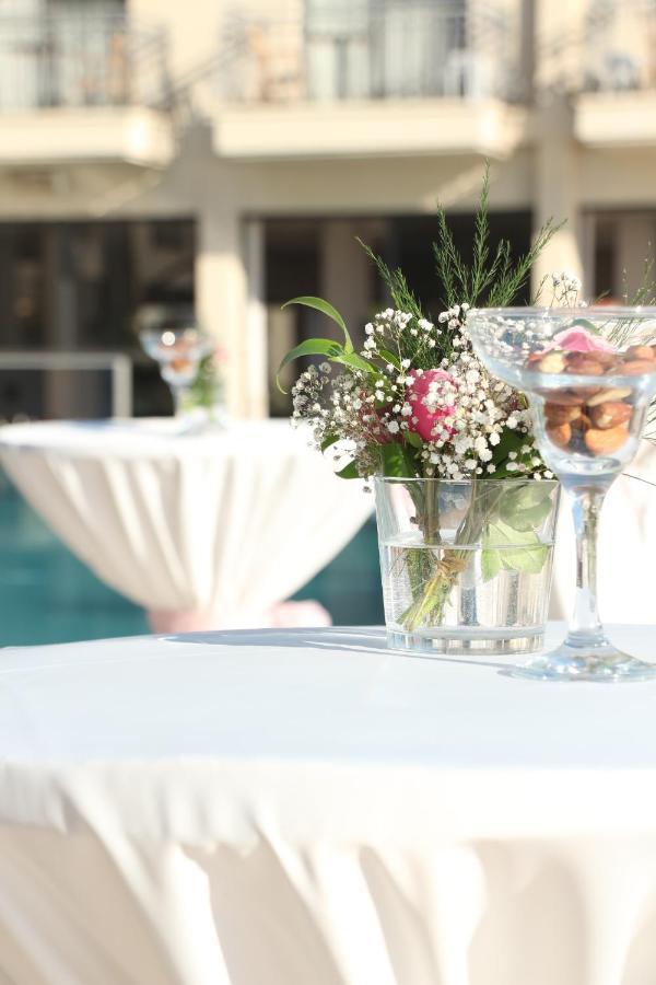 Neopol Hotel Kusadasi Luaran gambar