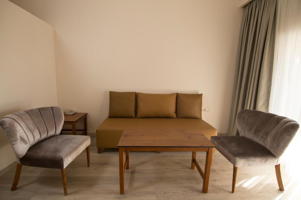 Neopol Hotel Kusadasi Luaran gambar