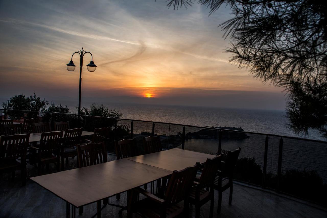 Neopol Hotel Kusadasi Luaran gambar